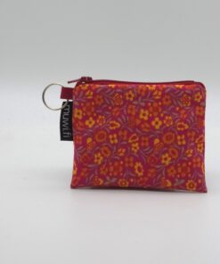 Minipussukka (kedolla)